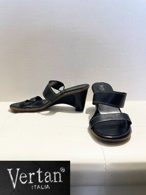 Vertan Italia Black Leather Double Strap Block Heel Slide Sandals | Size 8.5 EUC